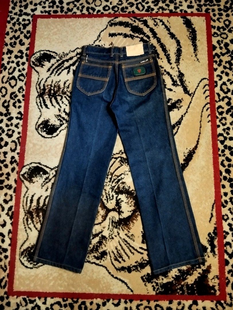 BRITANNIA FITTED JEANS RAW DENIM (Category: Jeans) located in Manila. Submitted by krisco999 (Listing ID 1462580645, Image 3). Description: ⚠️SURE BUYERS ONLY, READ THE DETAILS OF THE ITEM BELOW⚠️ LOCATION 📍: CANUMAY WEST, VALENZUELA CITY. METRO MANILA W- 26-28 L- 36 • ᴄᴏʟᴏʀ ʀᴀᴛᴇ: 10/10 • ᴄᴏɴᴅɪᴛɪᴏɴ: 10/10 • ᴄᴏᴍᴘʟᴇᴛᴇ ᴛᴀɢꜱ • ᴀᴜᴛʜᴇɴᴛɪᴄ ✅ ᴄᴏʟᴏʀ ᴍᴀʏ ᴠᴀʀʏ ᴅᴜᴇ ᴛᴏ ʟɪɢʜᴛɴɪɴɢ ɪꜱꜱᴜᴇ📌: NO ISSUE ᴘʀɪᴄᴇ: 639 + ꜱʜɪᴘᴘɪɴɢ (ɴᴇɢᴏᴛɪᴀʙʟᴇ!) ꜱʜɪᴘᴘɪɴɢ ᴏᴘᴛɪᴏɴ🚚: - ꜱʜɪᴘ 