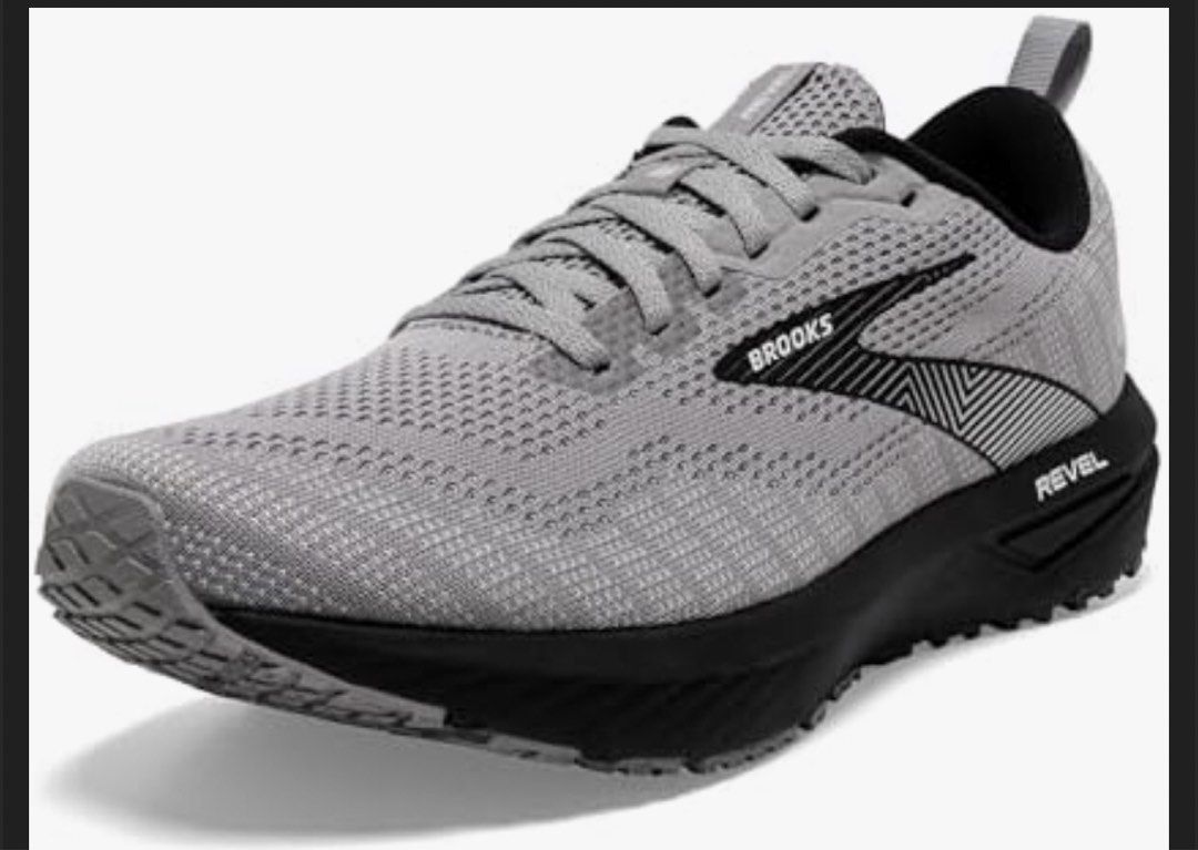 BROOKS Revel 6 Running Shies Size 8(us) (Category: Sneakers) located in Calapan. Submitted by shakalak2 (Listing ID 1462586948, Image 1). Description: From 🇺🇸 .