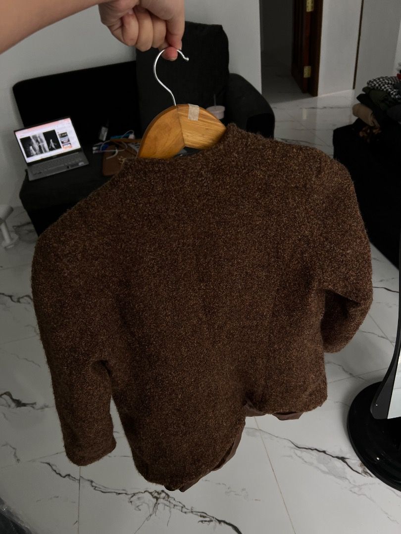 Brown Textured Tweed Collarless Jacket (Category: Coats, Jackets and Outerwear) located in Baguio. Submitted by pureearth.5f1c08 (Listing ID 1462539548, Image 3). Description: - Brown textured jacket with a tweed-like material - Collarless design with button-up front - Two pocket details on the front - Fully lined interior - Great for layering.
