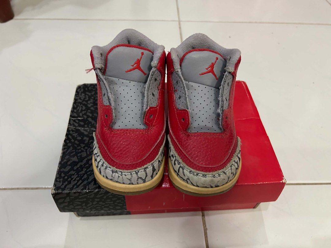 Bundle Jordan Shoes no shoelace (Category: Babies & Kids Fashion) located in Manila. Submitted by loutang (Listing ID 1462617744, Image 2). Description: .
