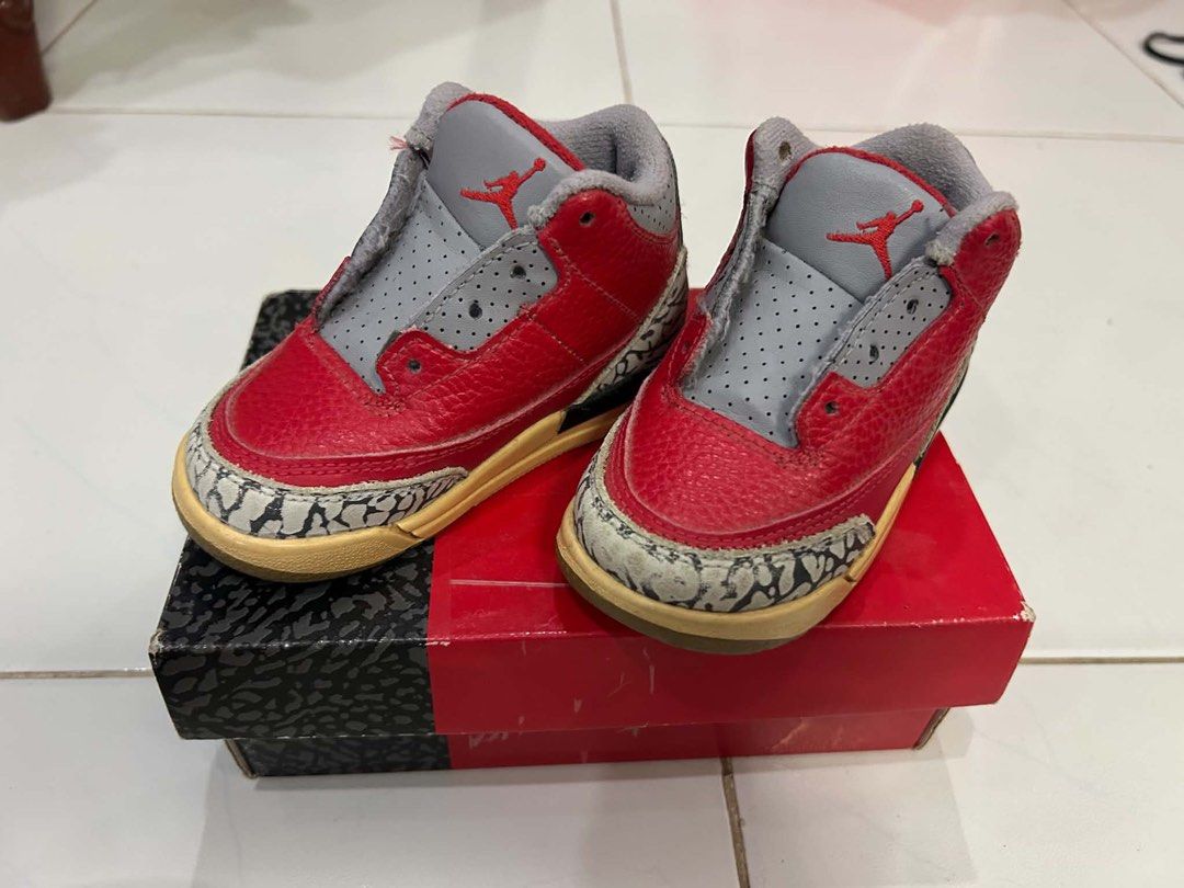 Bundle Jordan Shoes no shoelace (Category: Babies & Kids Fashion) located in Manila. Submitted by loutang (Listing ID 1462617744, Image 3). Description: .