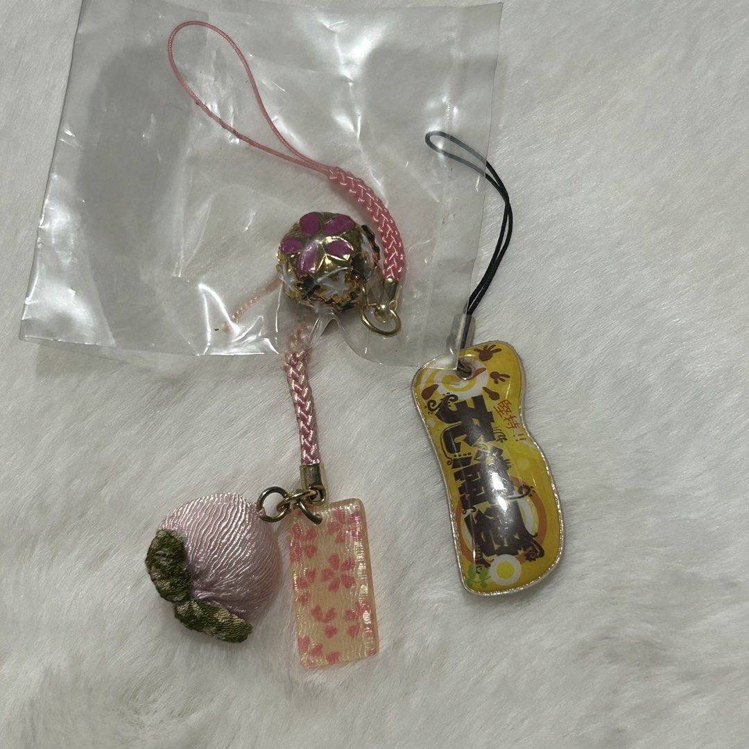 Bundle Lucky Charms (Category: Charms) located in Quezon City. Submitted by kitsune.treasures (Listing ID 1462593367, Image 2). Description: *First to pay policy! *1 day reservation only. Failure to pay on time, auto cancel. 📍Quezon City * MOD: J&T | Lalamove * MOP: GCASH | BPI 📦ON HAND AND READY TO SHIP! CONDITION: WHAT YOU SEE IS WHAT YOU GET. Dimensions: Kindly check the photos for the actual measurements. Please check all the photos for the