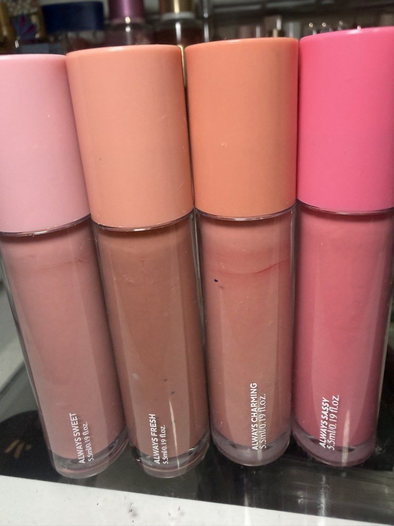 BUNDLE Vice dew it all blush (Category: Makeup) located in Paranaque City. Submitted by wakeupnmakeup.ph (Listing ID 1462650794, Image 2). Description: Take all Used 2-3x.