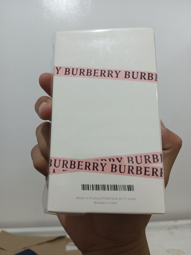 Burberry Her Eau de Parfum 100ml (Category: Fragrance & Deodorants) located in Manila. Submitted by selling.essentials (Listing ID 1462612009, Image 1). Description: - Authentic Burberry Her Eau de Parfum - 100ml bottle - Natural spray vaporisateur - Made in France.