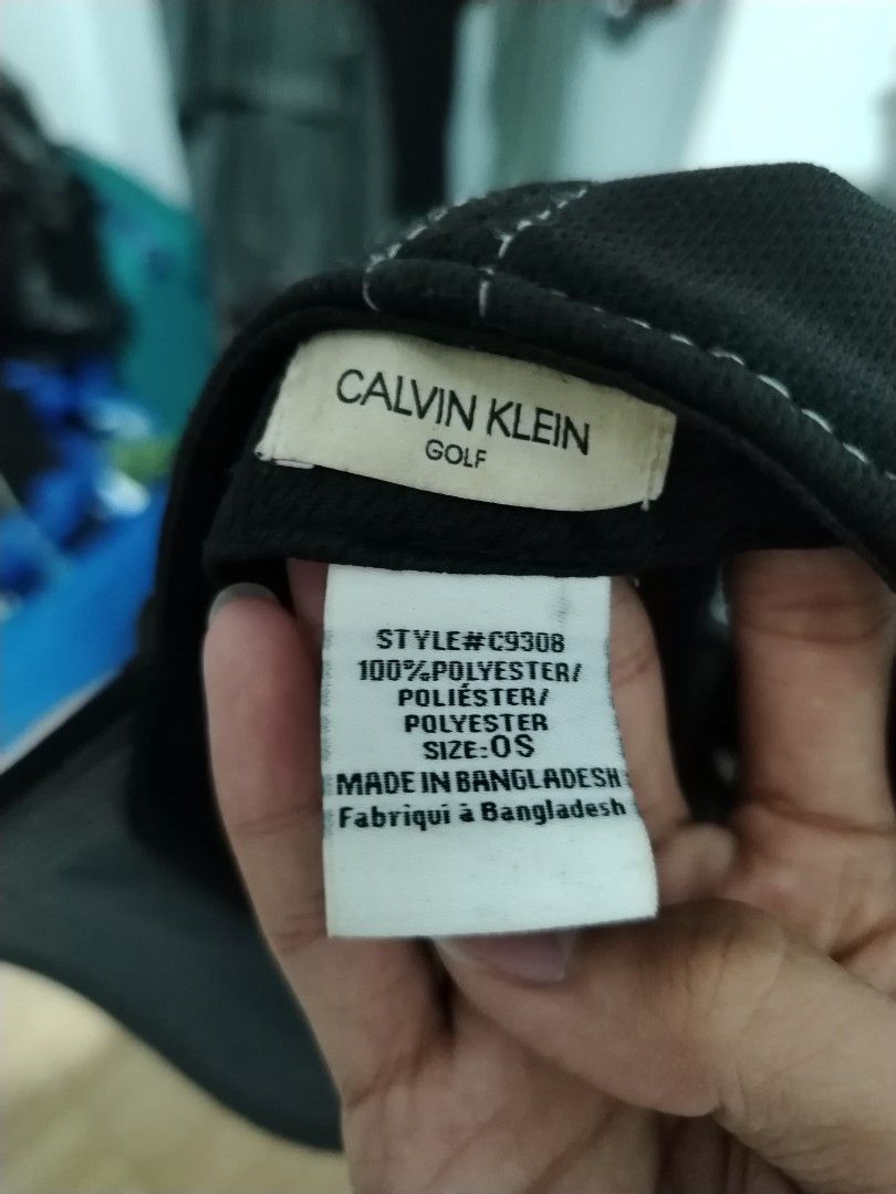 Calvin Klein Golf tech Cap (Category: Caps & Hats) located in Bacoor. Submitted by joshuaie (Listing ID 1462645783, Image 3). Description: ➡️ Issue: has rust on metal parts ➡️ needs structure and cleaning ➡️ Still in good condition .
