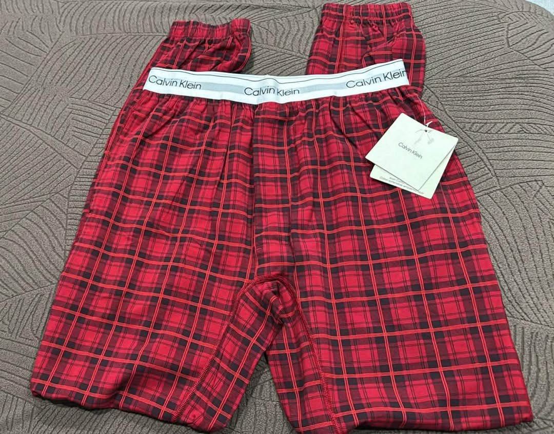 Calvin Klein PJ’s (Unisex) (Category: Other Bottoms) located in Cavite. Submitted by xoxomhai (Listing ID 1462454334, Image 2). Description: Calvin Klein PJ’s (Unisex) – ₱2,100 📦 Specs / Availability: • Unisex pajama • Soft, comfortable fabric for sleep and lounging • Relaxed fit for all-day comfort • Classic Calvin Klein style • Original / authentic item • On hand (OH) DM for Available sizes 🙂.