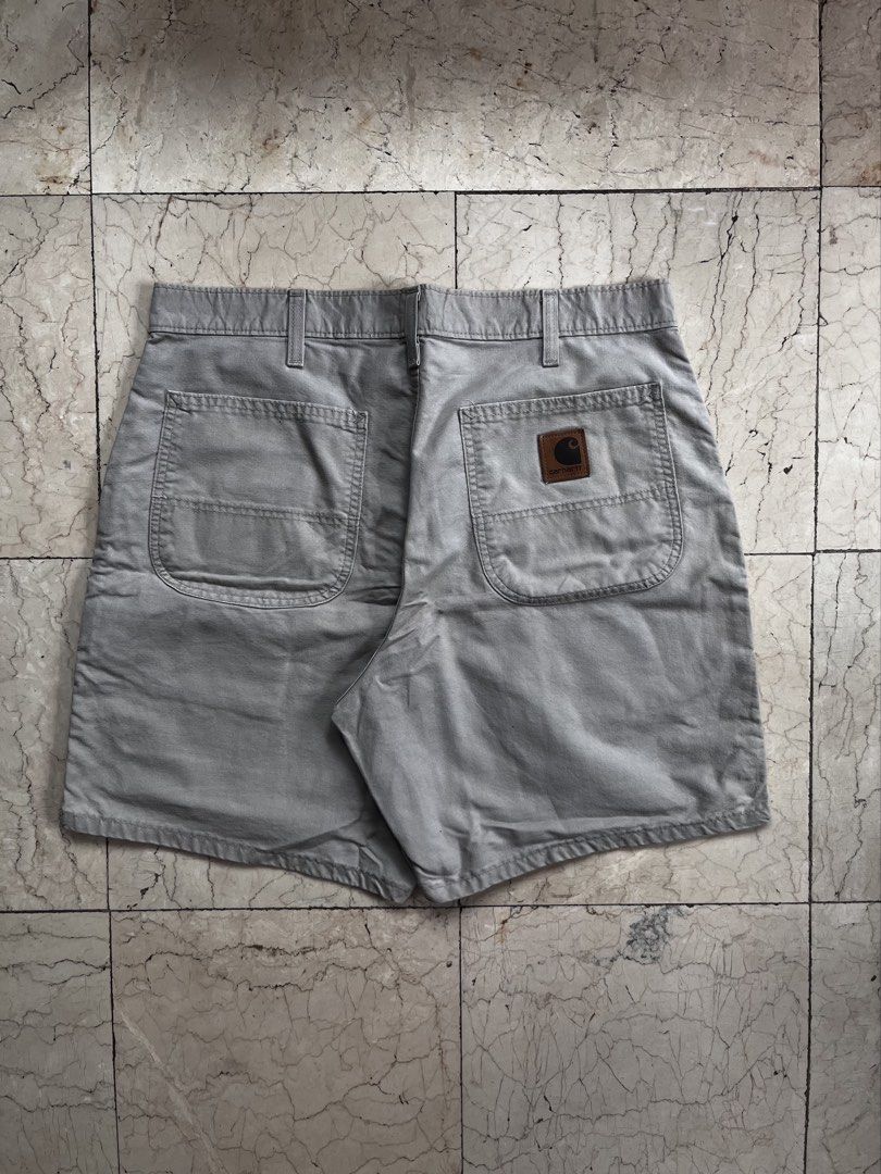 Carhartt B145 Tan (Category: Shorts) located in Pila. Submitted by workwear_vault. (Listing ID 1462613685, Image 2). Description: Vintage B145 Tan .