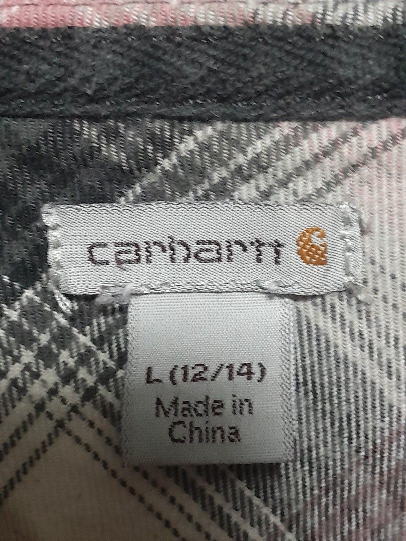 CARHARTT FLANEL WITH HOOD (Category: Hoodies) located in Alburquerque. Submitted by zkethrifter (Listing ID 1462629180, Image 3). Description: Actual dimes 21W x 27L Excellent with issue dm!.