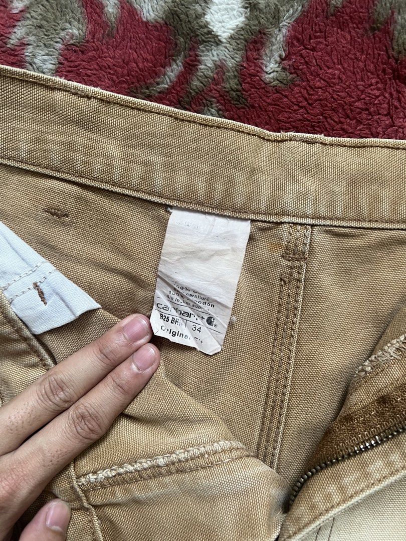 CARPENTER JORTA (Category: Shorts) located in Manila. Submitted by classicthrift_ph (Listing ID 1462526398, Image 3). Description: 2000’ B25 BRN CARPENTER JORTS✨ BRN✨ 📍DIMENSION! * WIDTH: 34 * LENGTH: 19 * LEG O: 12.