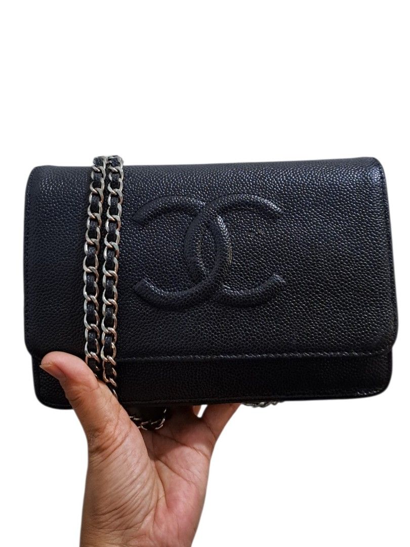 Chanel Caviar Leather WOC (Category: Shoulder Bags) located in Quezon City. Submitted by kirstenbella (Listing ID 1462575191, Image 1). Description: - Classic Chanel WOC - Genuine caviar leather - Silver hardware - Versatile crossbody/shoulder wear - Spacious interior - Timeless wardrobe staple - NO Issue all intact excellent condition - Pickup is welcome or free shipping 📞You may also reach me through: Text, RCS, Vib@r, Telegr@m, or Wh@tsApp us