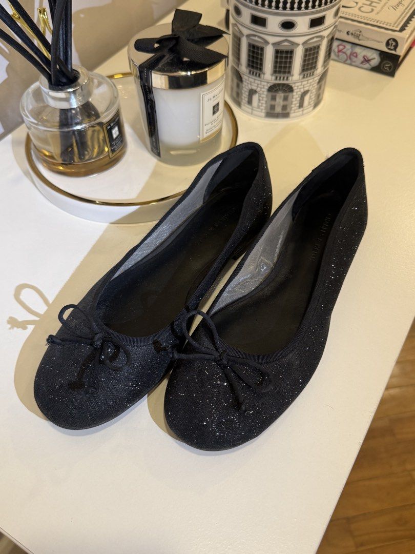 Charles & keith black glittered flat shoes 36 (Category: Flats & Sandals) located in Cavite. Submitted by _solidolo (Listing ID 1462557735, Image 1). Description: .
