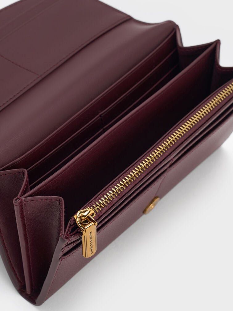 Charles and Keith Wallet Wineberry Red Maroon (Category: Wallets & Card holders) located in Taytay. Submitted by _carla_ (Listing ID 1462472610, Image 2). Description: b new rfs: regalo but need cash Taytay Rizal.