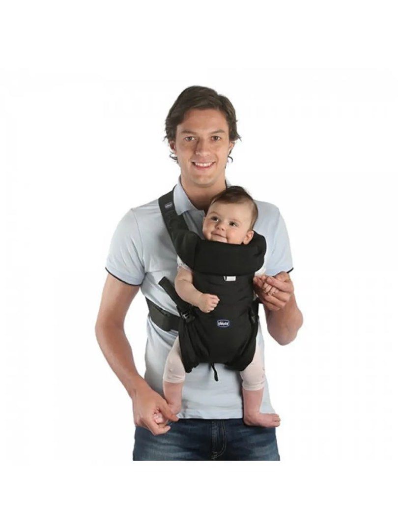 Chicco EasyFit Baby Carrier 0m+ (Category: Carriers & Slings) located in Manila. Submitted by onlinegarageph (Listing ID 1462441895, Image 2). Description: - Chicco EasyFit baby carrier - Suitable from birth (0m+) - M-position for baby's comfort - International Hip Dysplasia Institute certified - Easy to put on and adjust - Ideal for keeping baby close while on the go.