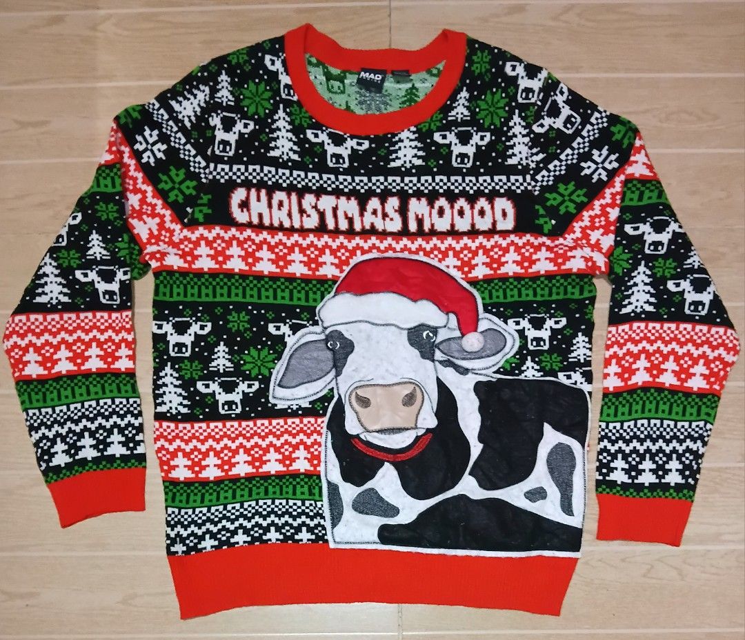 CHRISTMAS MOOOD SWEATSHIRT (Category: Coats, Jackets and Outerwear) located in Manila. Submitted by 6ram9 (Listing ID 1462534819, Image 1). Description: EXCELLENT CONDITION NO ISSUE LARGE SIZE.