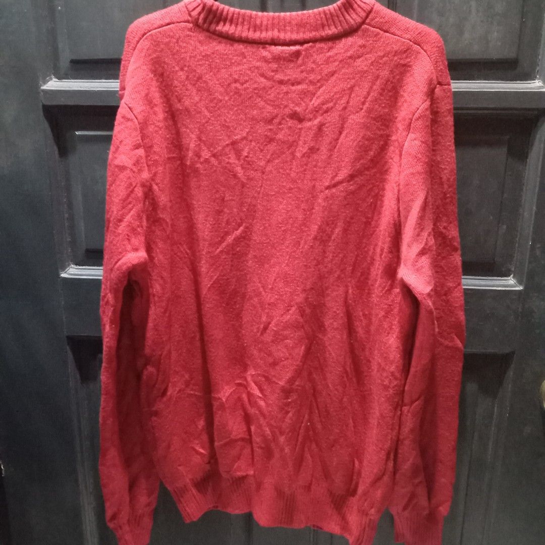 Christmas pull up sweater (Category: Others Tops) located in Angono. Submitted by thrifted.fashionshop (Listing ID 1462640420, Image 3). Description: Fit - medium *knitted <COLORS MAY VARY DUE TO LIGHTING> MOD : Gcash only COURIER : Jnt / Lalamove.
