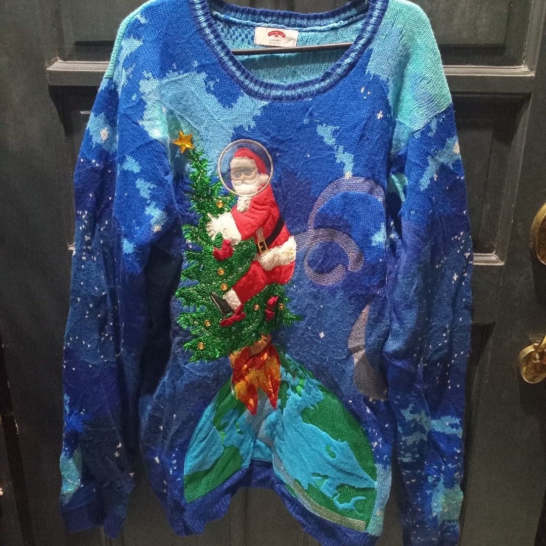 Christmas pull up sweater (Category: Others Tops) located in Angono. Submitted by thrifted.fashionshop (Listing ID 1462641175, Image 1). Description: Fit - large *knitted <COLORS MAY VARY DUE TO LIGHTING> MOD : Gcash only COURIER : Jnt / Lalamove.