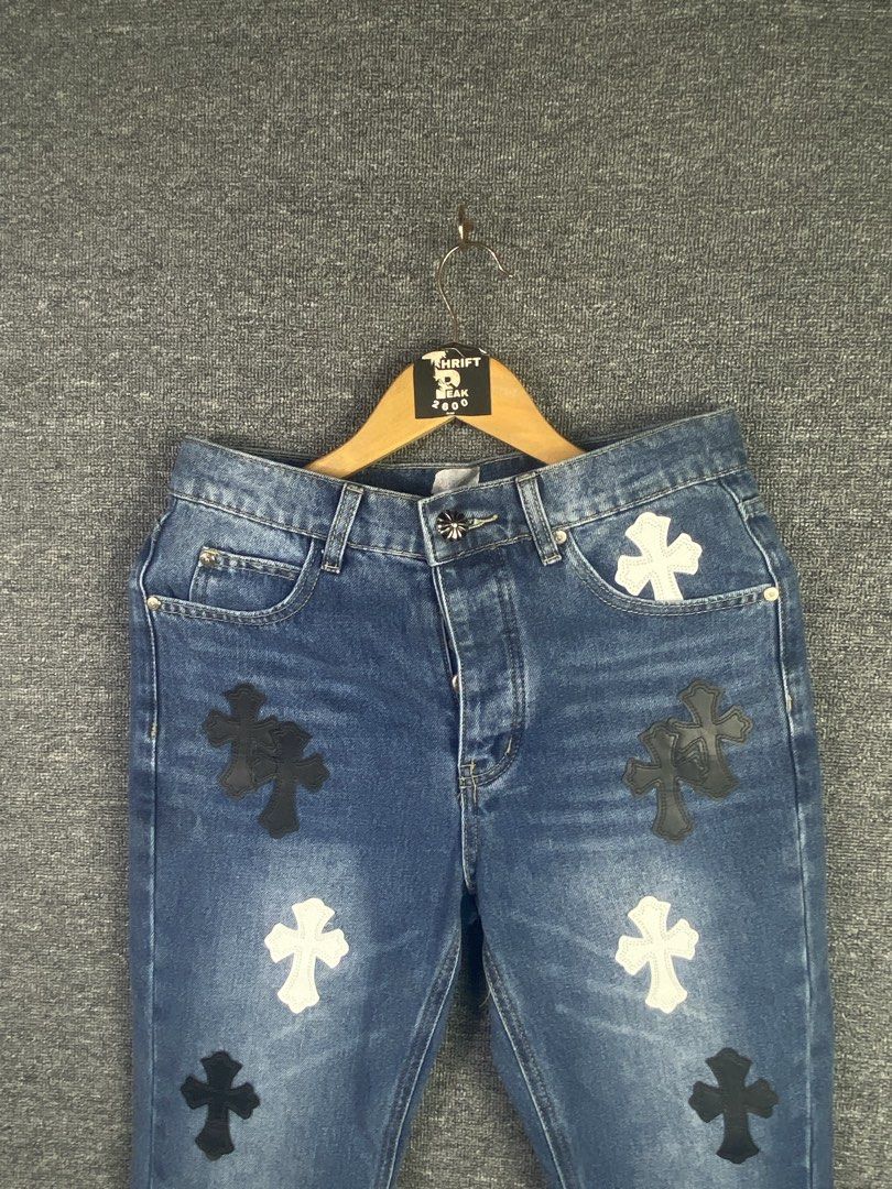 Chrome Hearts x Levis (Category: Jeans) located in Baguio. Submitted by thriftpeak_2600 (Listing ID 1462457188, Image 3). Description: 30W by 42 Length hqr .