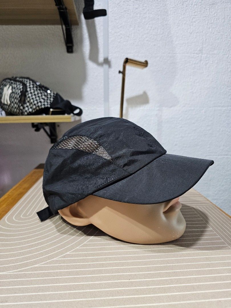 Circle Sportswear Run CAF Cap (Category: Caps & Hats) located in Baguio. Submitted by kayeonlineshop (Listing ID 1462511067, Image 2). Description: -Advanced Ventilation: Uses breathable mesh panel integration and quick-wicking properties to keep your head cool during high-intensity training..