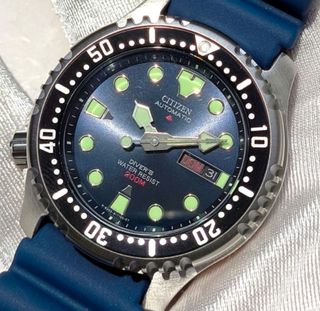 (Category: ) located in . Submitted by thewatchshoppe (Listing ID 1455528537, Image 1). Description: .