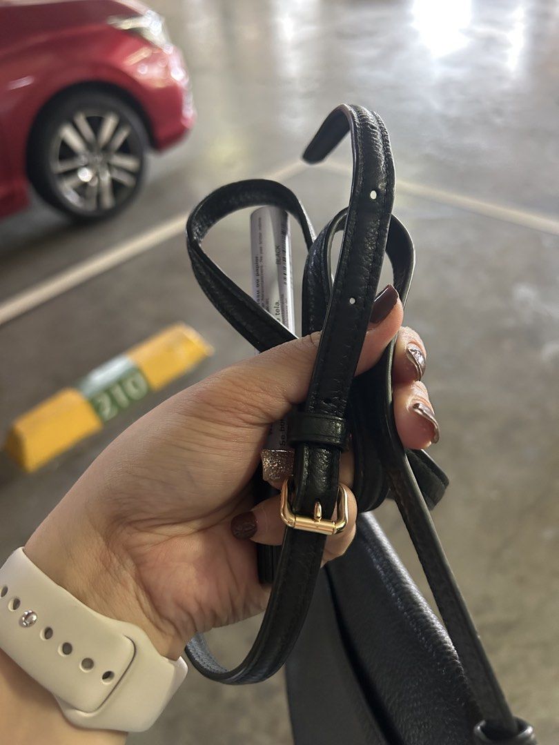 Coach (Category: Luxury Bags & Wallets) located in Quezon City. Submitted by mikakenchi (Listing ID 1462676753, Image 3). Description: .