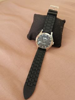(Category: ) located in . Submitted by tita_finds (Listing ID 1462467530, Image 1). Description: .