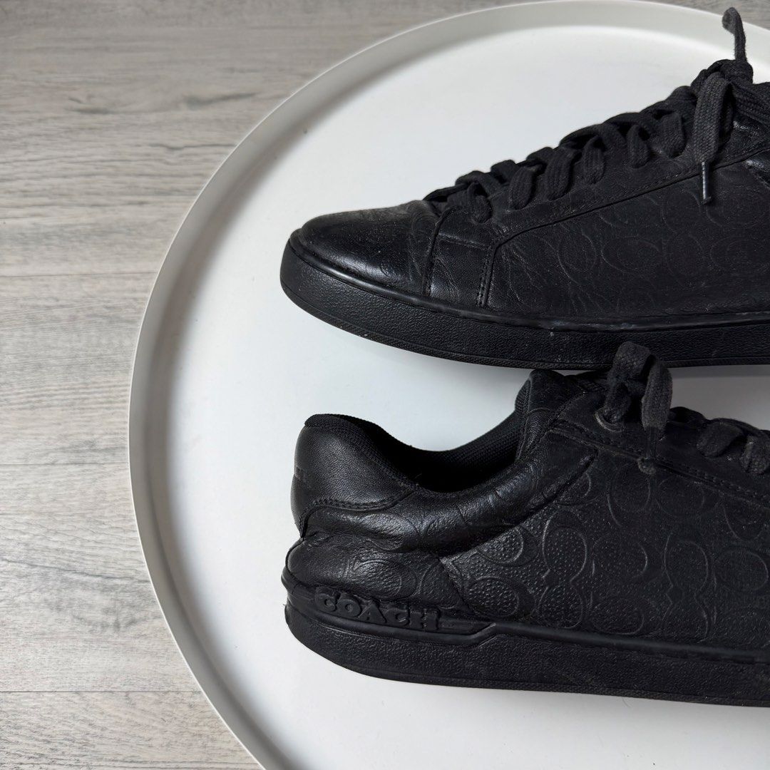 Coach Sneakers (Category: Sneakers) located in Manila. Submitted by wornagainstudios2 (Listing ID 1462645898, Image 2). Description: .