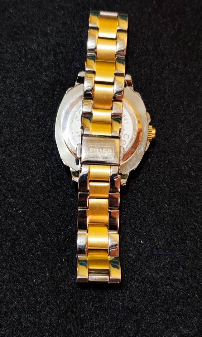 Coach watch for Her (Category: Women's Watches) located in La Trinidad. Submitted by marksols (Listing ID 1462465643, Image 3). Description: Original Imitation Coach Watch Stainless Steel issue: Need to change Battery From Japan Box.
