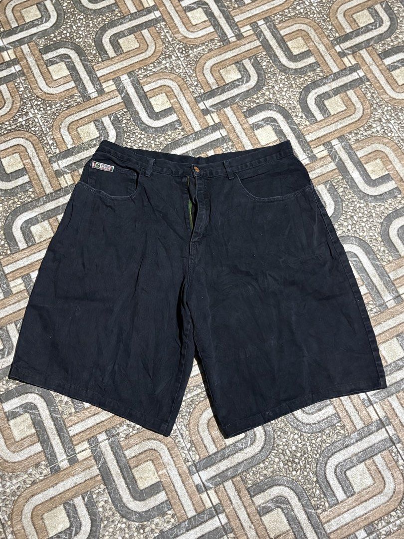 Colours "Ya Dig" Black Denim Shorts Size 40 (Category: Shorts) located in Tuguegarao City. Submitted by urdailyhabitat (Listing ID 1462578499, Image 2). Description: - Black denim shorts from Colours - Features the 'Ya Dig' logo on the back pocket and button - Size 40 - Made in USA - Ideal for casual wear.