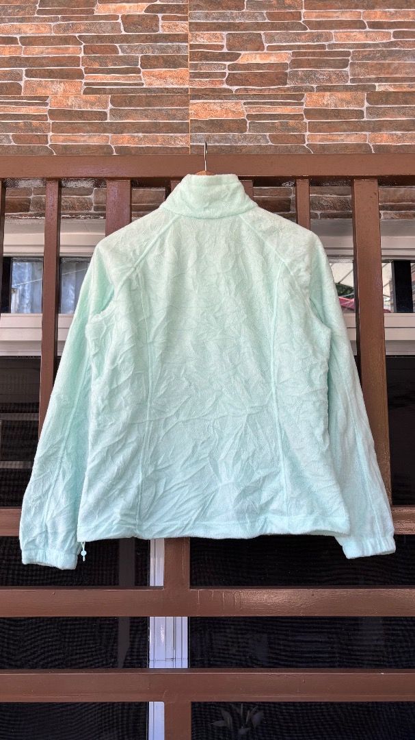 Columbia Fleece Jacket Womens (Category: Coats, Jackets and Outerwear) located in Dinalupihan. Submitted by 2flip.cg (Listing ID 1462510843, Image 3). Description: Columbia Fleece Jacket Womens Size Medium on tag Excellent condition no issue width:21 length:24 ₱600.