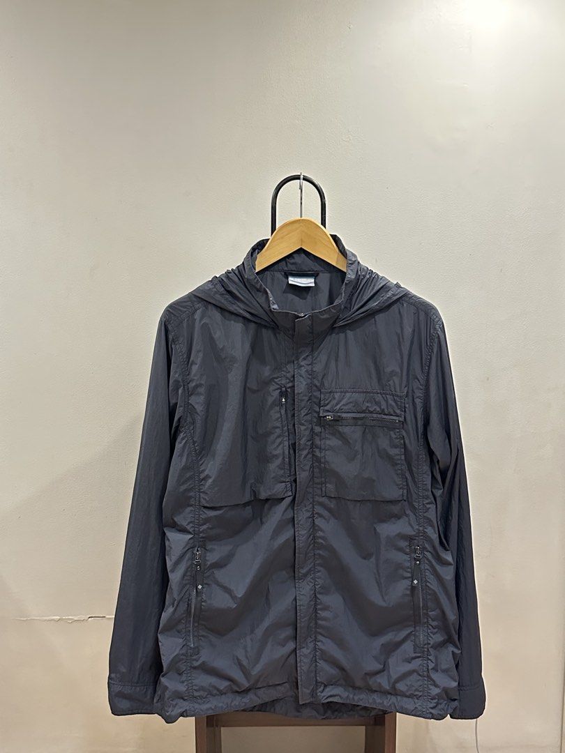 Columbia Omni-Shield Windbreaker Jacket (Category: Coats, Jackets and Outerwear) located in Quezon City. Submitted by mr_daily_wear (Listing ID 1462634374, Image 1). Description: Size: XL Width: 23 Length: 28 💸 Price: ₱990 🚚 Shipping: J&T Express - Payment first policy Lalamove - Can do COD or Gcash ✅ Payment Options: GCash | BPI 🚨Strictly payment first policy🚨 ❗No returns once sold❗️ ❗️No reservations❗️ 📩 Message me to order or inquire anyt