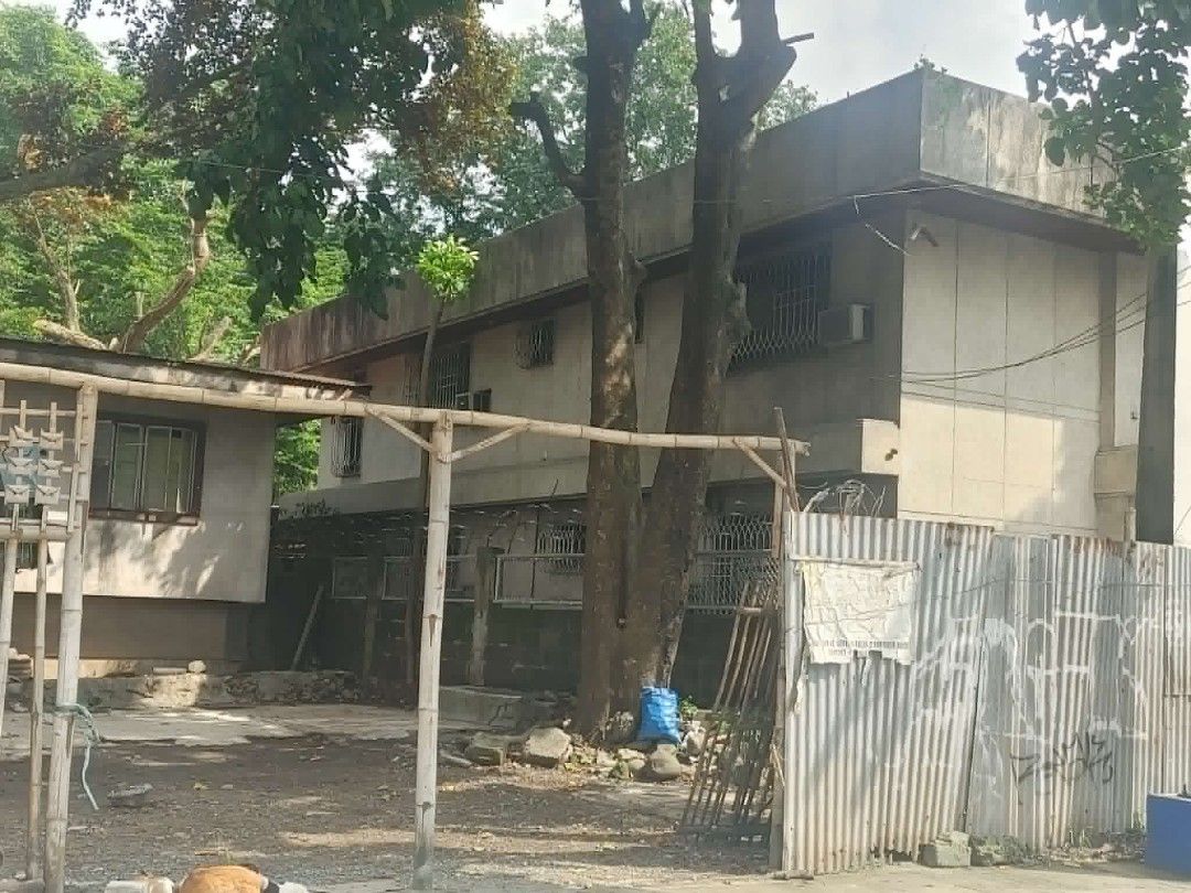 Commercial lot (Category: Commercial) located in Quezon City. Submitted by nell.ime (Listing ID 1462446705, Image 1). Description: approx 100 sq.m commercial lot fronting Gen luna.