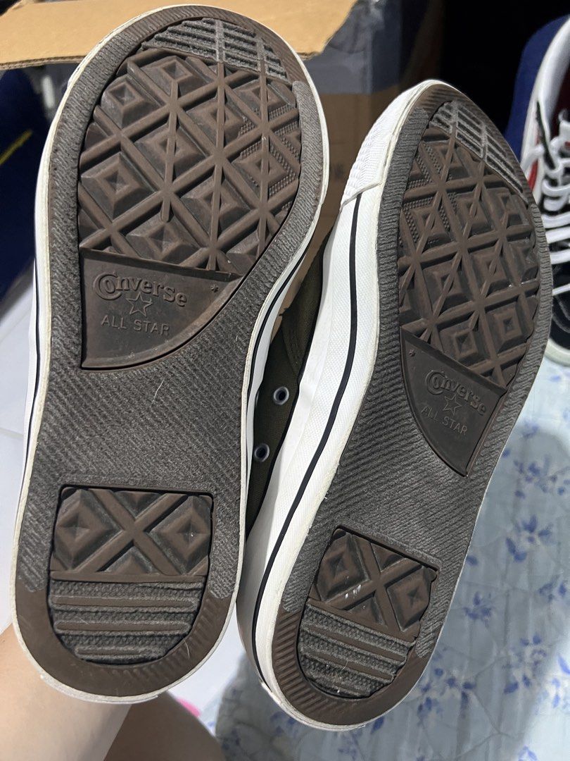 Converse (Category: Sneakers) located in Taguig. Submitted by pinkyyyaa (Listing ID 1462622575, Image 3). Description: .