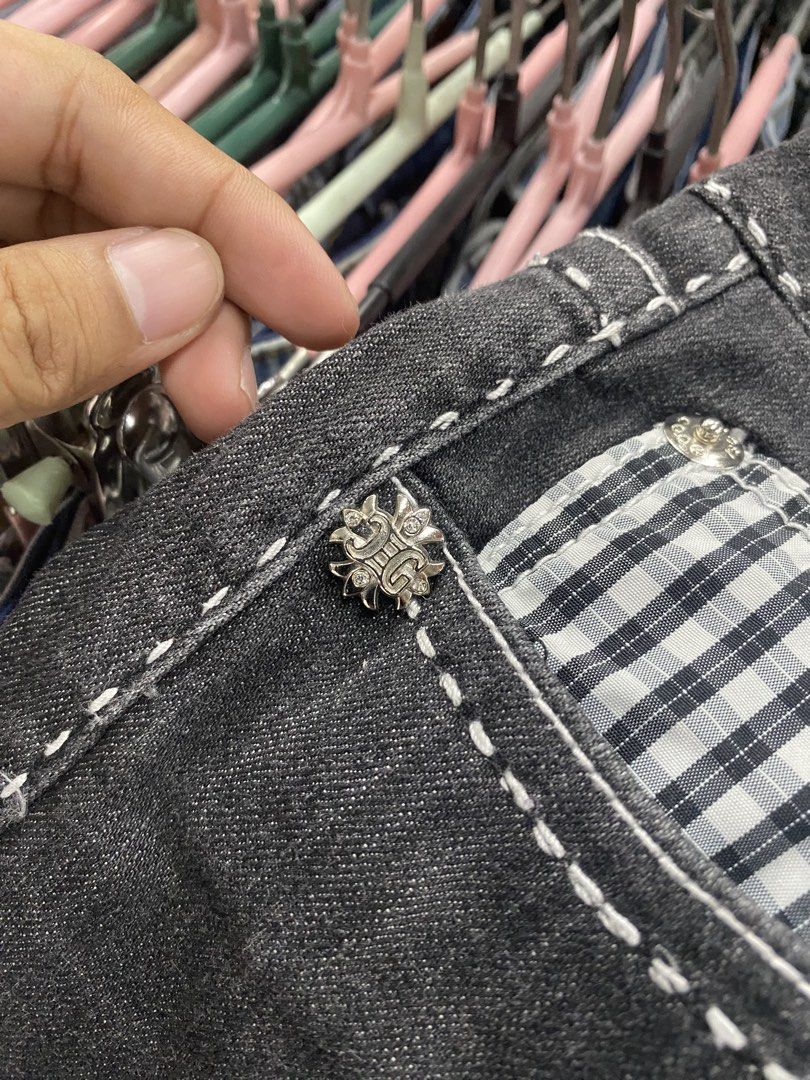 Coogi (Category: Jeans) located in Manila. Submitted by vizcarrach03925 (Listing ID 1462621304, Image 3). Description: .