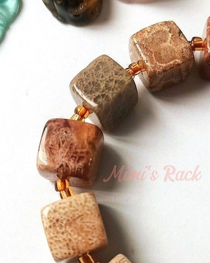 CORAL JADE CUBE NATURAL STONE BRACELET (Category: Bracelets) located in Taguig. Submitted by mimisrack (Listing ID 1462632433, Image 2). Description: 🧡Brings EMOTIONAL HEALING, calmness, and inner peace -Enhances SELF-LOVE, self-worth, and confidence -Supports CREATIVITY, imagination, and inspiration -Attracts POSITIVE RELATIONSHIPS, love, and harmony -Protects against NEGATIVE ENERGY and evil eye -Amplifies manifestation powers for abundance an