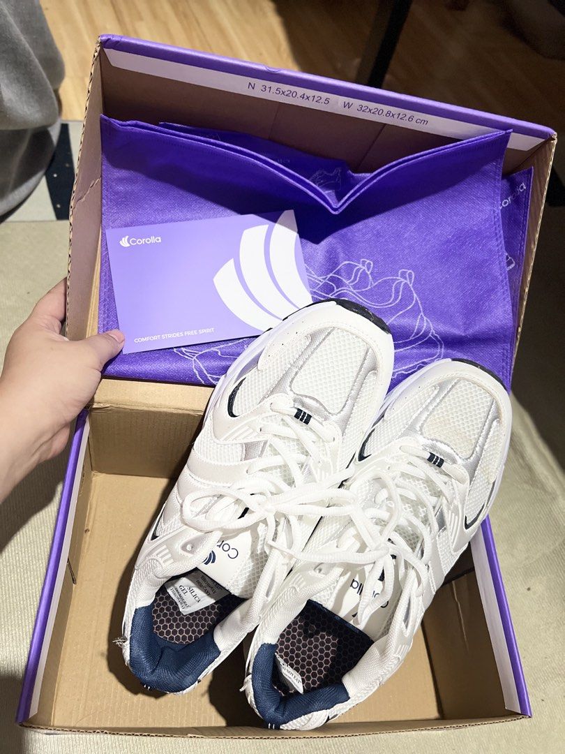 Corolla Chunky Sneakers Mens White Blue (Category: Casual Shoes) located in Quezon City. Submitted by tcs_0623 (Listing ID 1462560790, Image 3). Description: Color: White&Blue Size 43 26.5cm Complete with box and dustbag used once only rfs: wrong size.