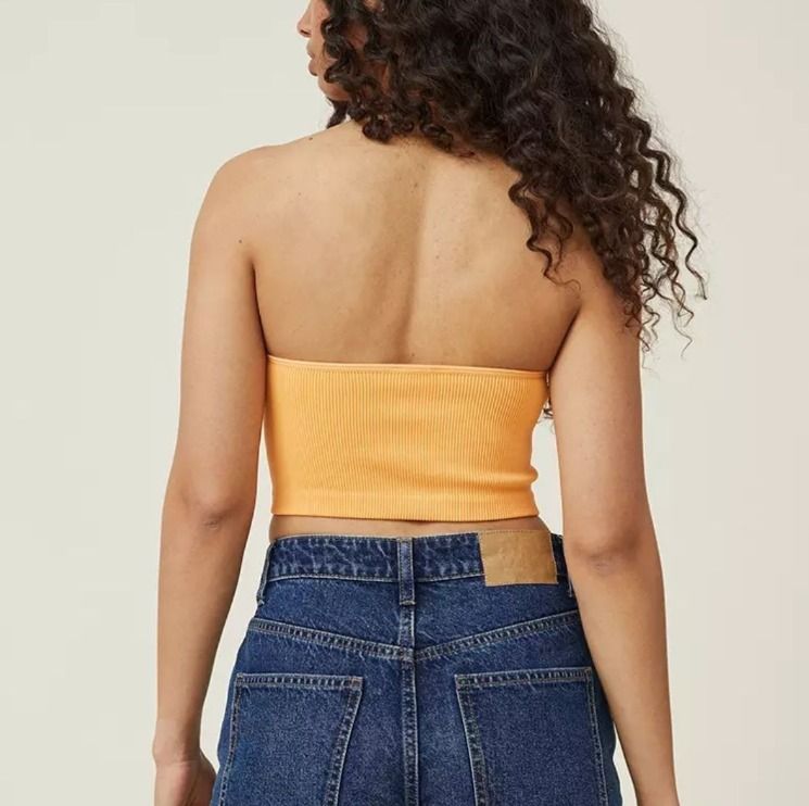 COTTON ON YELLOW RIBBED HALTER TOP (Category: Sleeveless) located in Paranaque City. Submitted by sofiaflrs (Listing ID 1462627797, Image 2). Description: TAGS: COTTON ON YELLOW RIBBED HALTER TOP SEAMLESS MOLLY SCOOP NECK RIBBED ABOUT THE ITEM: 🥑 Size: M/L on Tag but better fit for XS-S 🥑 Brand: Cotton On 🥑 Original Price: ₱799/₱649 on Zalora. Bought this in Cotton On for ₱600-ish IIRC. 🥑 Condition: Used (2X) 🥑 RFS: Decluttering Notes: 1. Al
