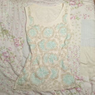 (Category: ) located in . Submitted by waldorf.thrifted (Listing ID 1462456328, Image 1). Description: .