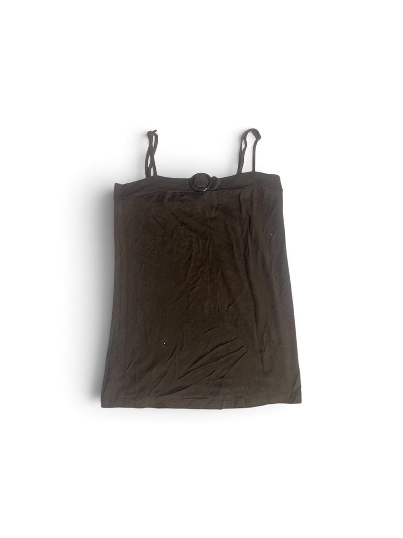 Dark Brown Cami Top with Ring Detail (Category: Sleeveless) located in Valenzuela. Submitted by sam_tnb17 (Listing ID 1462513284, Image 1). Description: - Simple dark brown cami top - Adjustable spaghetti straps - Ring detail at the front neckline - Soft and stretchy fabric - Versatile for layering or wearing on its own - Easy to pair with jeans or skirts.