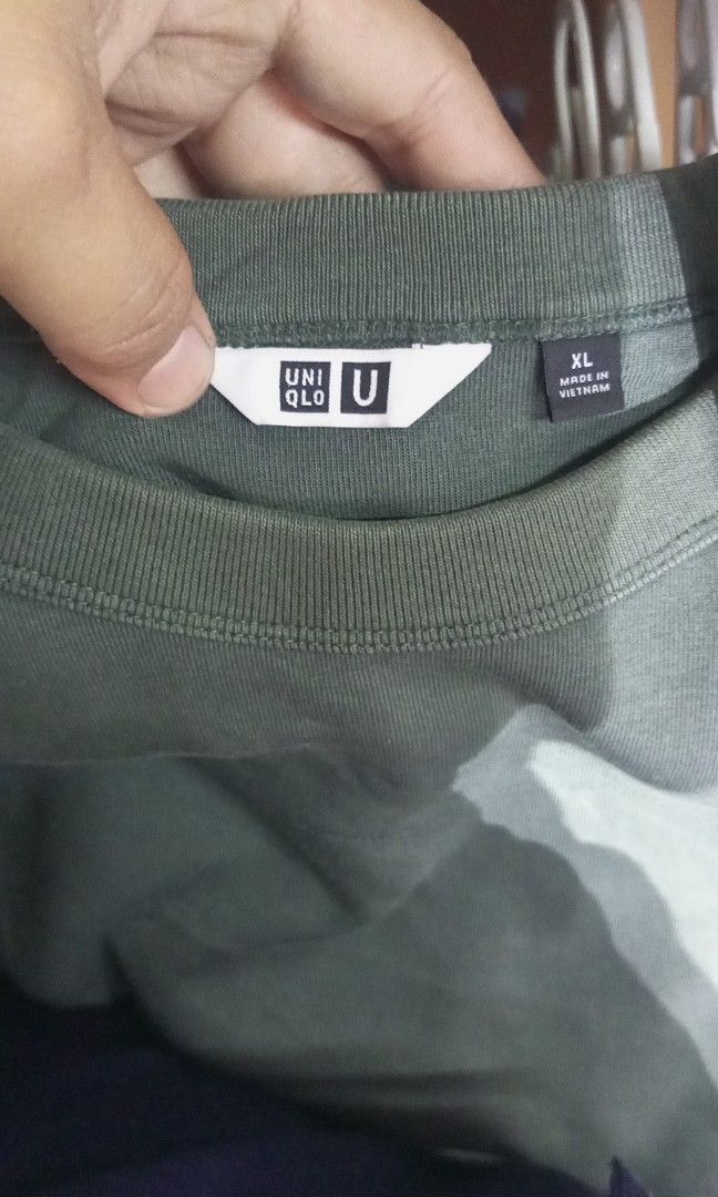 dark olive green crew neck sweatshirt (Category: Coats, Jackets and Outerwear) located in Calamba. Submitted by ironjayy050812 (Listing ID 1462560265, Image 2). Description: dark olive green crew neck sweatshirt semi crop sweat shirt good for unisex dimes 26width - 18 length.