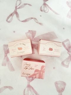 （分類：）位於 。 由 sapphirebachira 提交（商品編號 1462472475，圖片 1）。簡介： 。