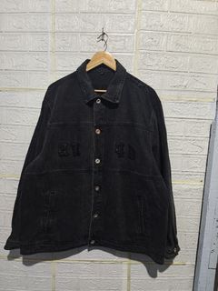 (Category: ) located in . Submitted by urbanreveldenim (Listing ID 1462592399, Image 1). Description: .