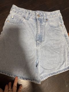 (Category: ) located in . Submitted by kxnortharea (Listing ID 1462551309, Image 1). Description: .