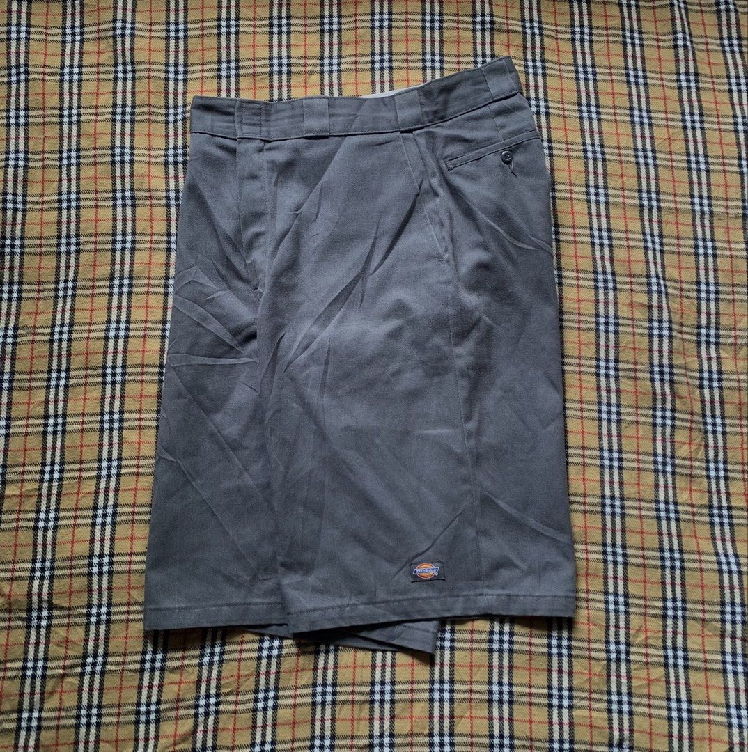 Dickes Double Patch Gray (Category: Shorts) located in Claveria. Submitted by plasticcase__ (Listing ID 1462454079, Image 2). Description: .