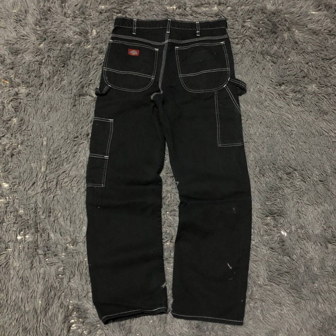 Dickies Double Knee Carpenter Pants (Category: Jeans) located in Camiling. Submitted by thriftscape2024 (Listing ID 1462586487, Image 1). Description: Excellent Condition Color rate: 9/10 Issue: paint stains W: 32 L: 41 Thigh: 13 Leg Opening: 8.5.
