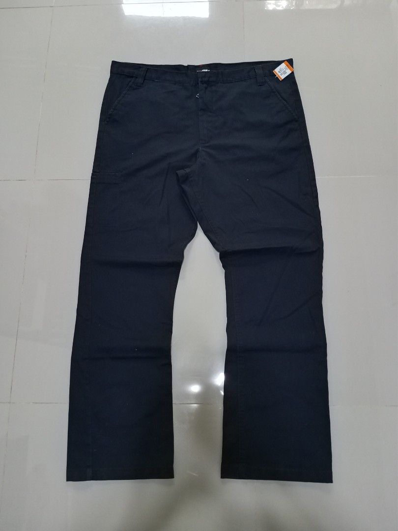 Die Hard Tactical Pants Dark Blue Size 40x34 (Category: Jeans) located in Magdalena. Submitted by magdalenathrift20 (Listing ID 1462567032, Image 2). Description: - Brand: Die Hard - Color: Dark Blue - Size: 40x34 (Waist fits 40-44 inches) - Length: 45 inches - Material: 60% Cotton, 38% Polyester, 2% Spandex - Features: Comfortable and durable for everyday wear.