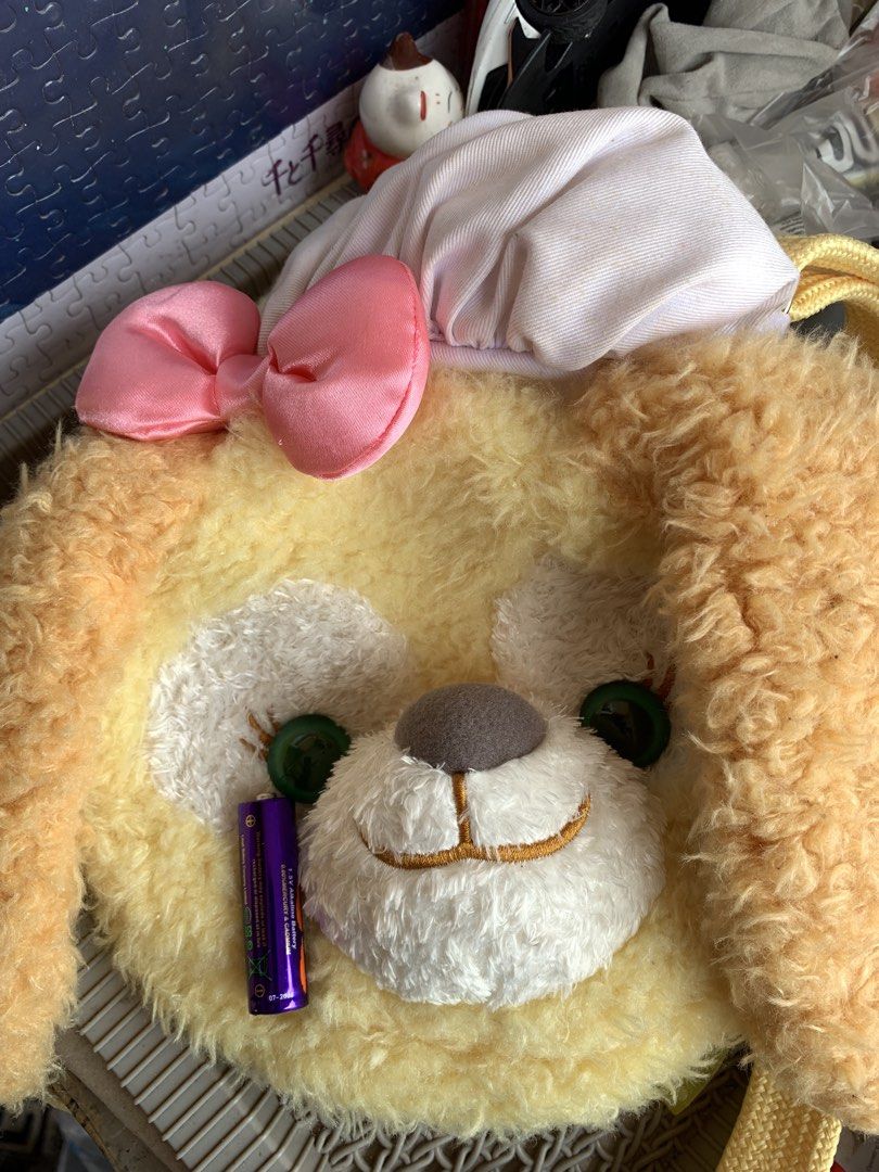 Disney Cookie Ann two way bag (Category: Shoulder Bags) located in Manila. Submitted by macks_toys (Listing ID 1462495504, Image 2). Description: 📌You may send DM for your inquiries. ✨KINDLY CHECK EACH DETAILS✨ 🔳 From Japan/UK Surplus items 🔳 Like new but needs wash 🔳 Manage your expectations since it’s preloved and from Surplus Items 🔳 WYSIWYG ✨ Thank you! ✨ .