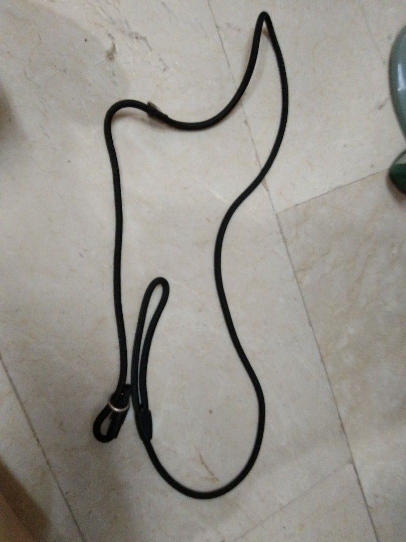 Dog training leash (Category: Homes & Other Pet Accessories) located in Quezon City. Submitted by eidorableshop (Listing ID 1462446014, Image 1). Description: .