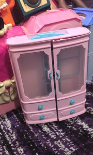 (Category: ) located in . Submitted by barbieliccacollector (Listing ID 1462476698, Image 1). Description: .