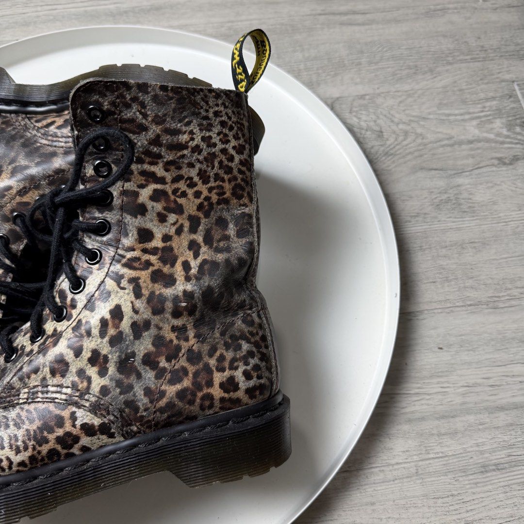 Dr Martens Leopard (Category: Boots) located in Manila. Submitted by wornagainstudios2 (Listing ID 1462635360, Image 3). Description: .
