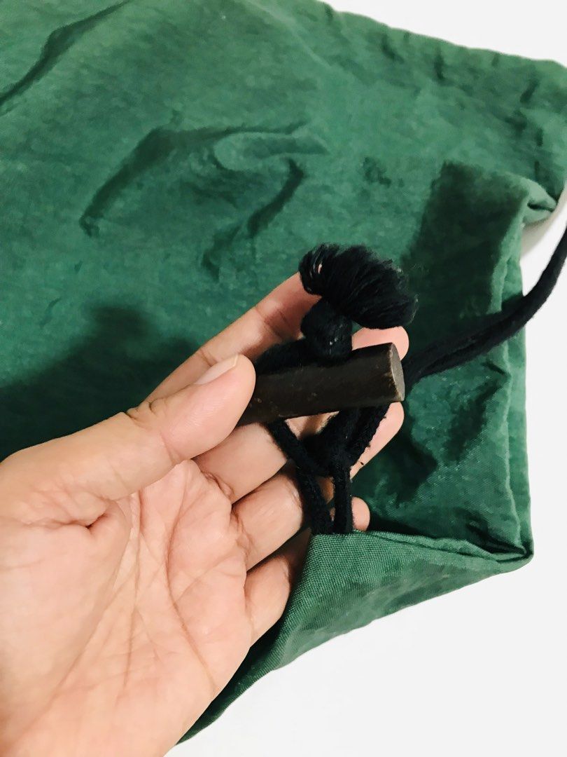 DRAWSTRING BAGPACK (Category: Backpacks) located in Gamu. Submitted by 2022bagsbunny (Listing ID 1462489920, Image 3). Description: .